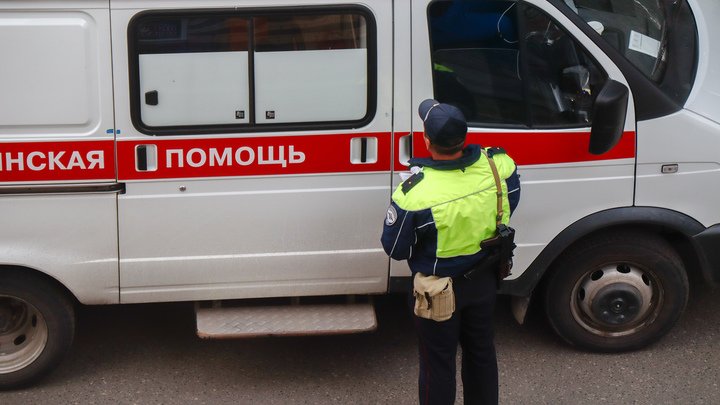В Перми после столкновения с легковушкой пострадала пассажирка автобуса