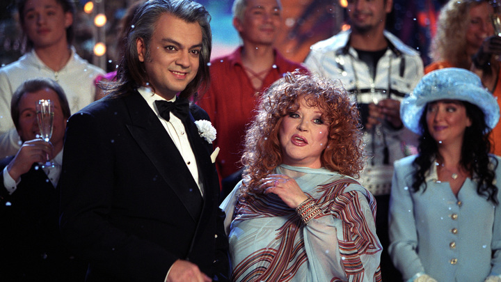 Встал на пути у Пугачёвой и Киркорова. Стало известно о певце, чью карьеру разрушила примадонна