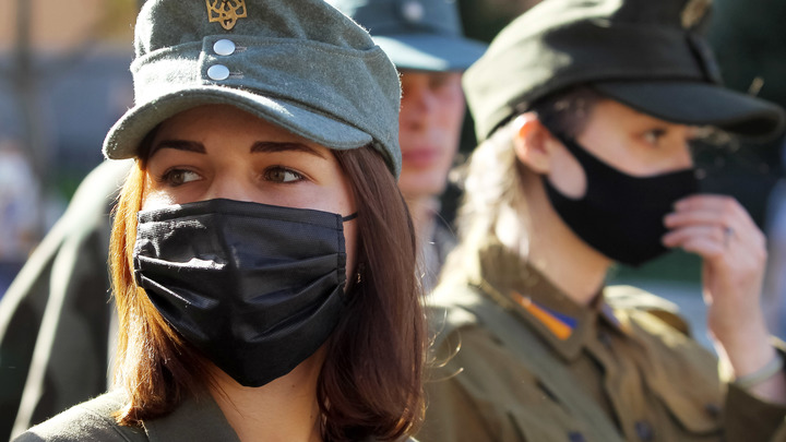 Украинских женщин могут отправить на фронт