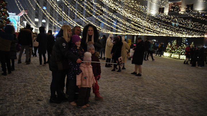 Собянин предложил москвичам определить формат празднования Нового года