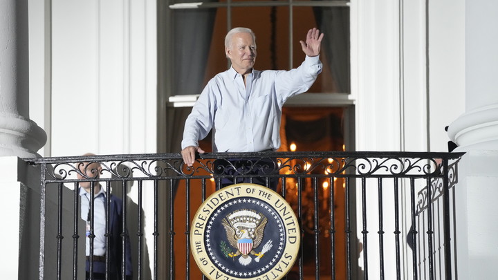 Байден придумал новое название Америке. Выговорить невозможно