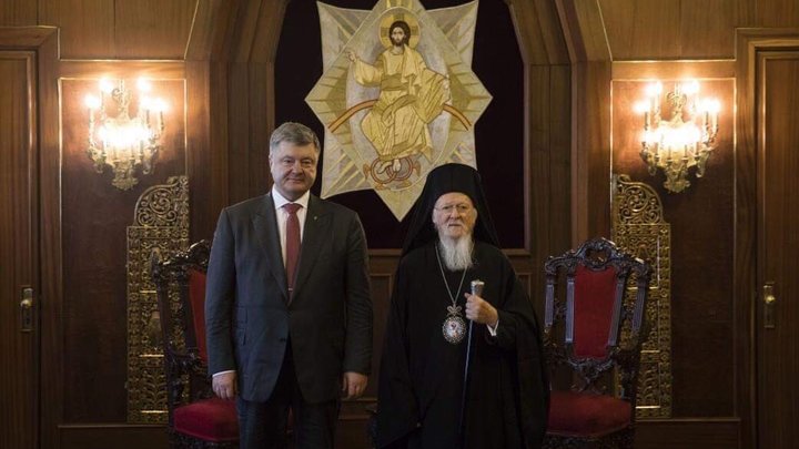 Порошенко рассказал о «тысячелетней мечте» об автокефалии и крещении Украины князем Владимиром