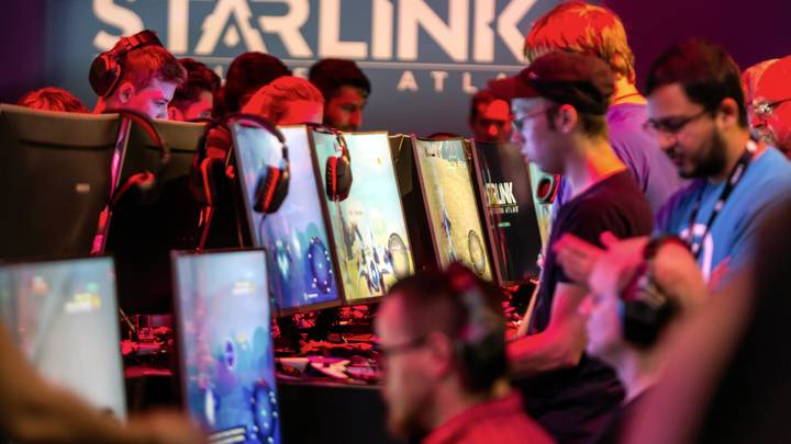 Чей Старлинк? Киевский суд перехитрил Илона Маска
