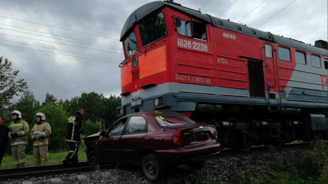 Автомобиль на рельсах