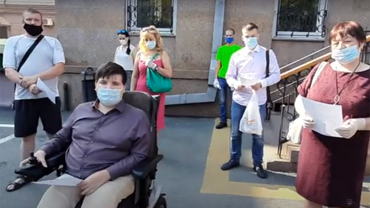 Обманутые дольщики Челябинска заявили, что чиновники не работают без пинка губернатора