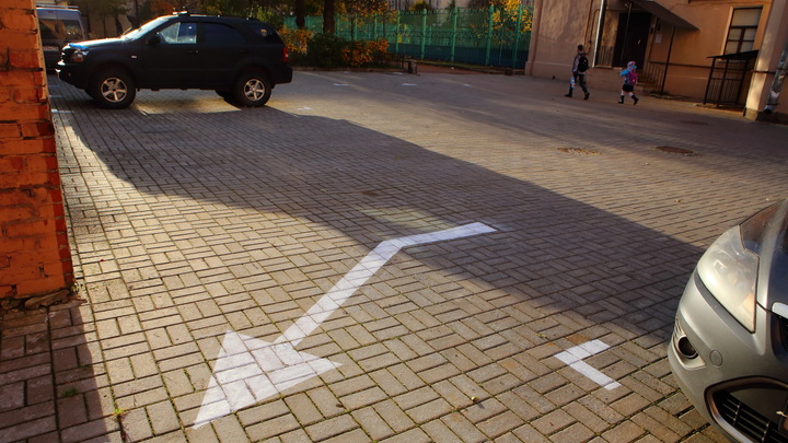 Прокуратура взялась за незаконные автопарковки в Челябинске