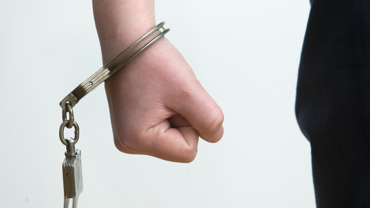 В Челябинской области экс-полицейский чуть не убил следователя
