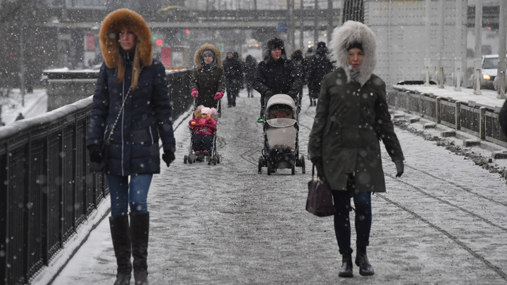 В Магнитогорске 10 дней ищут маму годовалого малыша