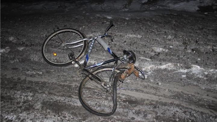 48-летний велосипедист попал под автомобиль в Кургане