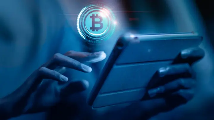 В России работают 350 тысяч майнеров: В Минцифры придумали, что делать с криптовалютой - источник