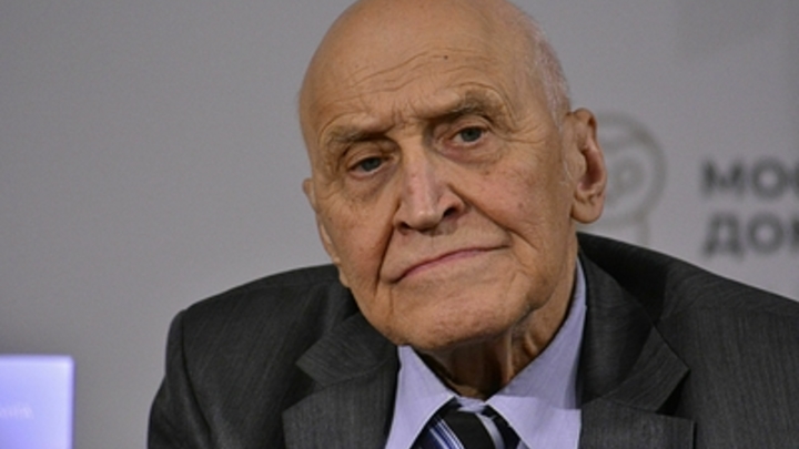 Многочисленные переломы не угрожают жизни 85-летнего телеведущего Николая Дроздова