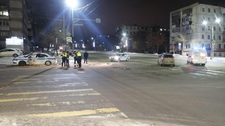 В Челябинске во время погони ДПС за девушкой произошло три аварии