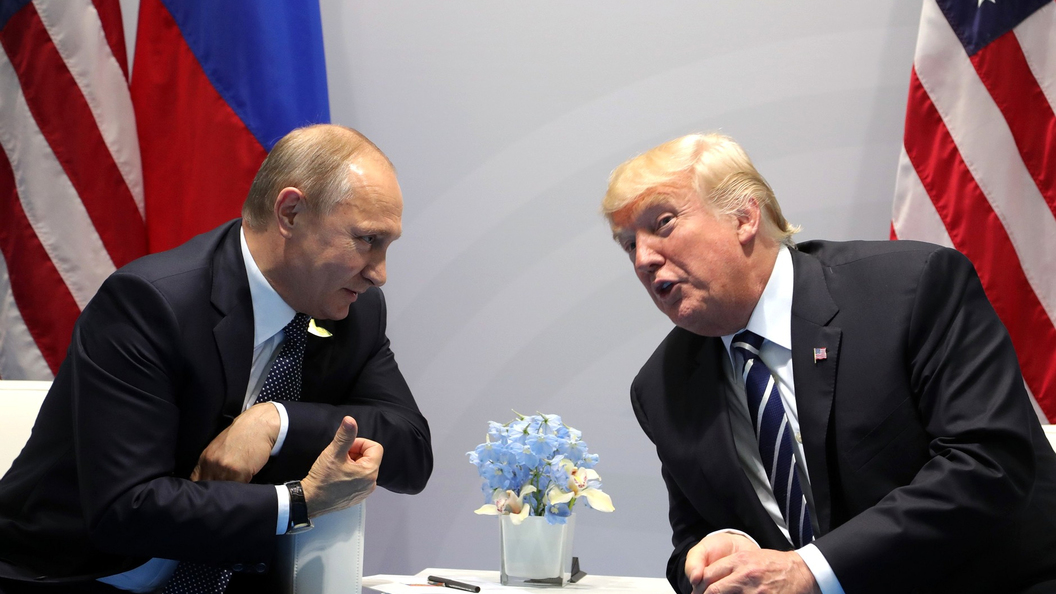 Телеканал расшифровал невербальные жесты Трампа к Путину Телеканал расшифровал невербальные жесты Трампа к Путину