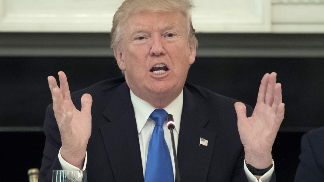 Бывший глава разведки США упрекнул Трампа за попытки сделать Россию великой снова Бывший глава разведки США упрекнул Трампа за попытки сделать Россию великой снова