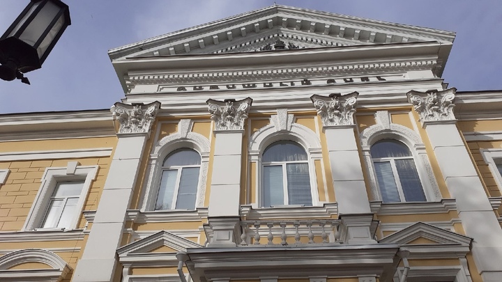 В Нижнем Новгороде освободили в зале суда начальника Кстовских РЭС: он отправлен под домашний арест