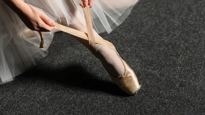 Врач Хан назвал симптомы в ногах, указывающие на рак и диабет до постановки диагноза