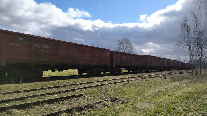 Бердянские полицейские обнаружили взрывоопасные предметы на железной дороге