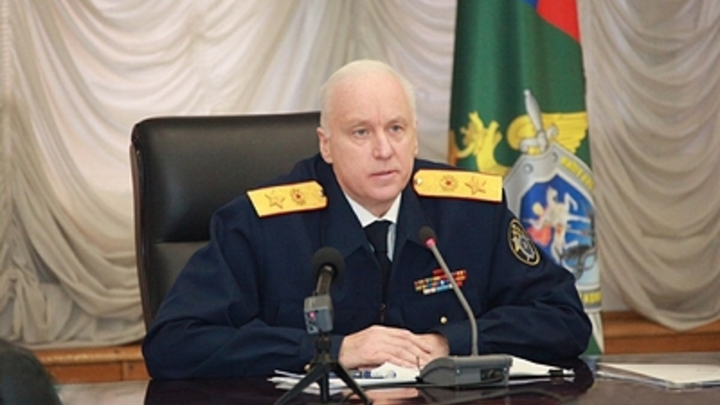 Встреча с дельфином и две гитары: Глава СК Бастрыкин вручил детям подарки с Ёлки желаний