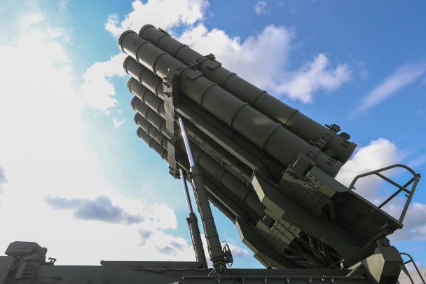 Киев показал обломки Орешника западным журналистам и велел не распространяться