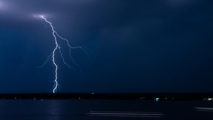 Москвича убило молнией в походе на Валдае