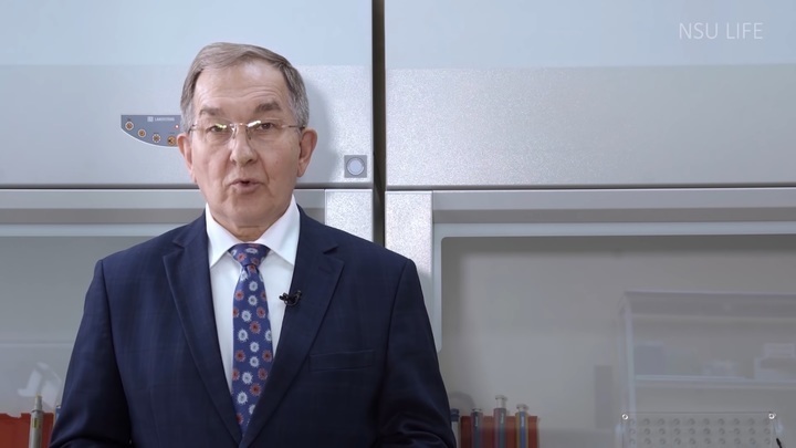 В США так заразились 50 человек: Вирусолог рассказал о суперраспространителях коронавируса