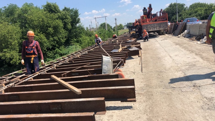 В Краснодарском крае ремонтируют шесть мостов и путепровод за деньги нацпроекта