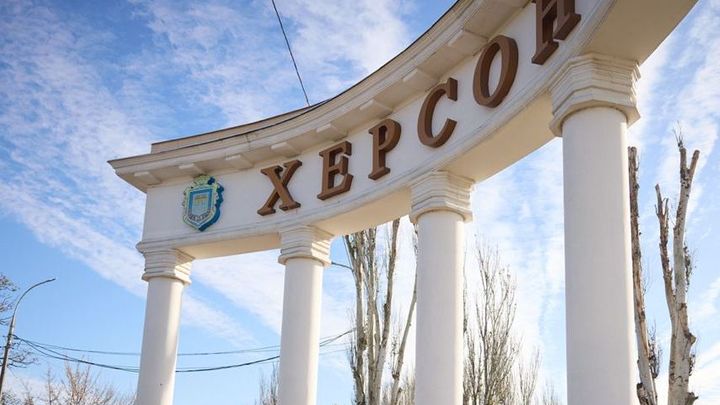 Всё, что нужно знать о Галине Юзефович: Гадкий пост о Херсоне оценил Пелевин