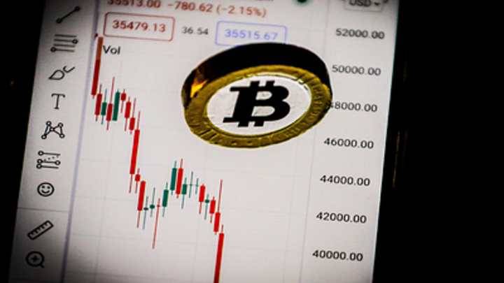 Какую опасность несёт внедрение цифровой валюты? Банкир проговорился о контроле