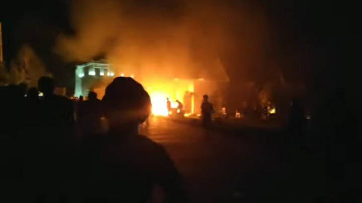 На границе Кыргызстана и Таджикистана идут боестолкновения