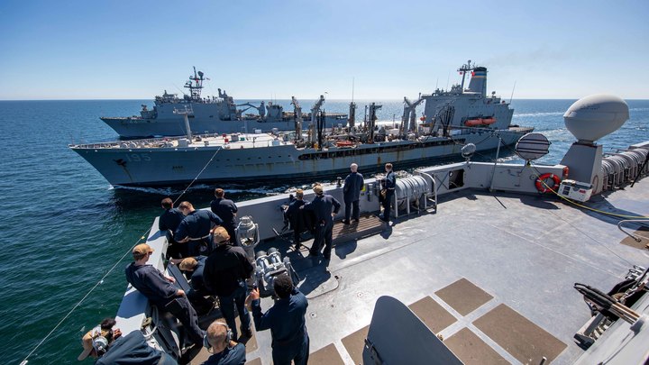 Американские морпехи осели в Прибалтике. Их появление выдали корабли