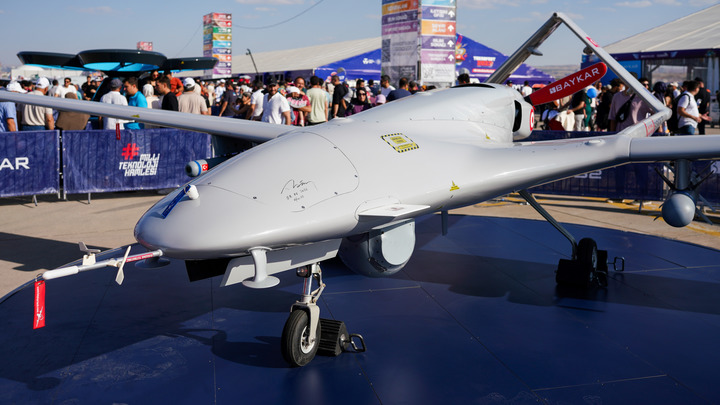 Ничто не остановит: Турецкая Baykar начала строительство завода дронов под Киевом