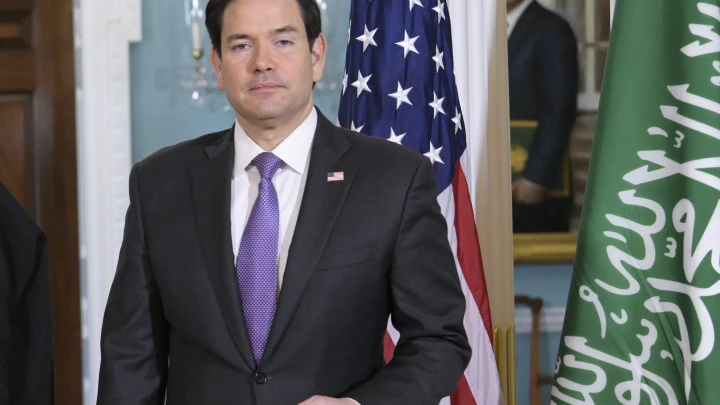 Сейчас не время угрожать России: Рубио воздержался от обещаний новых санкций  после переговоров с Украиной