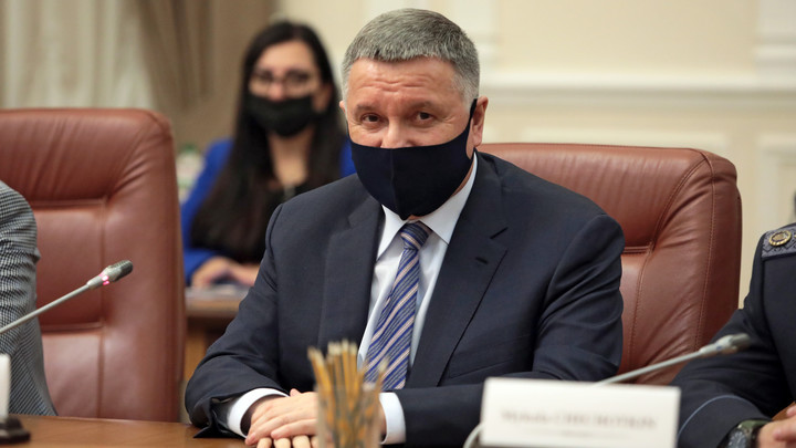 Министр МВД Украины, обвинявший Лукашенко в сумасшествии, подал в отставку