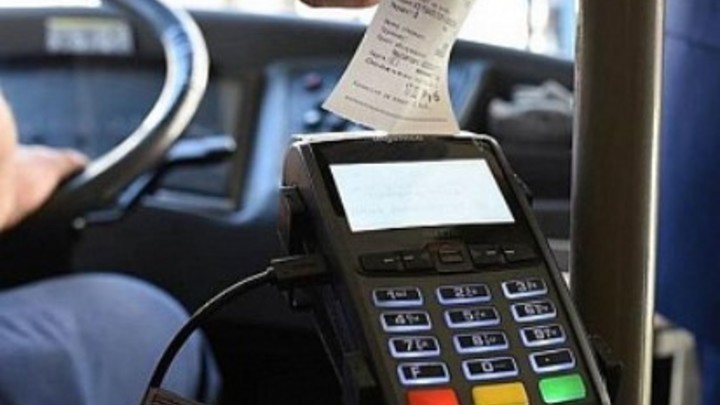 В Ростове хотят увеличить стоимость проезда в транспорте при оплате банковской картой