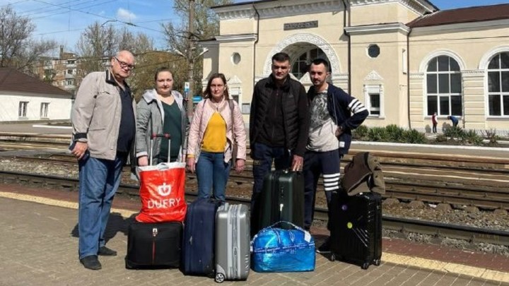 Врачи-волонтёры из Новосибирского онкодиспансера приехали в ЛНР