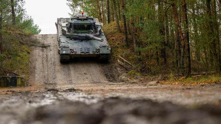 Запад не принял решение по поставкам Украине танков Leopard 2