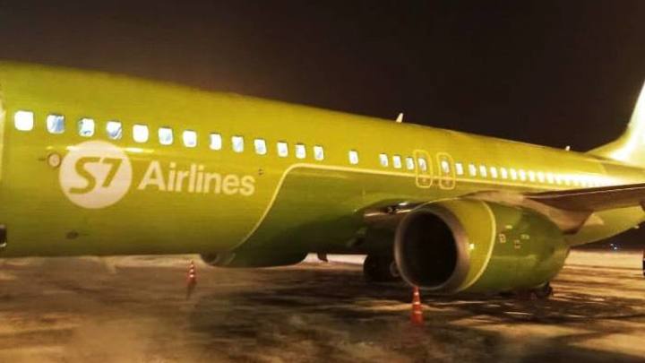 Увидели пламя из двигателей: главное об аварийной посадке самолёта S7 в Новосибирске