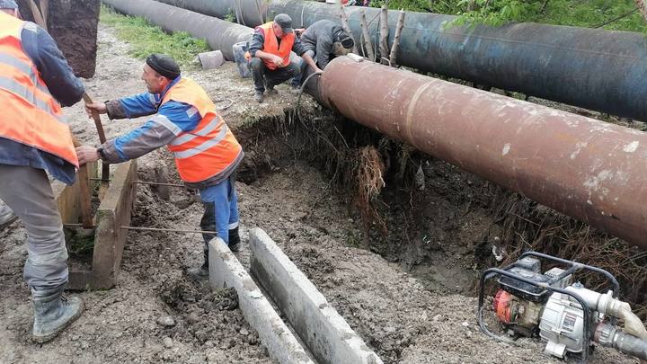 В Краснодаре из-за подключения новых ЖК в трёх частях города упадёт давление воды в кранах