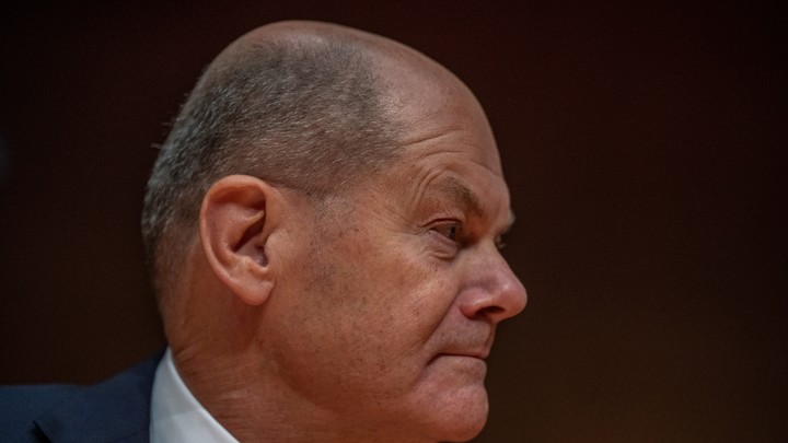 Tagesspiegel: Телефонный разговор Путина и Шольца стал сигналом для Киева