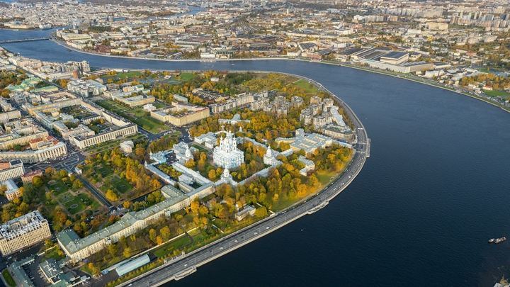 Без облаков и дождей: В Петербурге в выходные настанет бабье лето