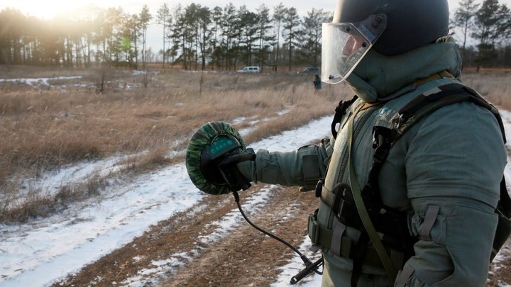 ЧП в Новосибирске: Неизвестные пытались взорвать военкомат с помощью бомбы в мультиварке