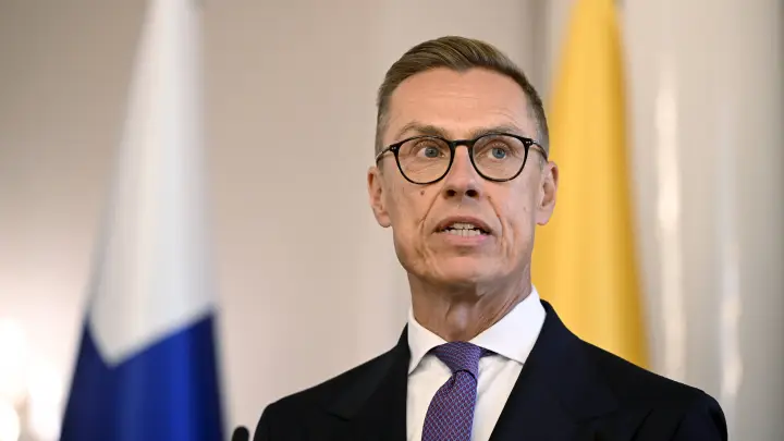 Финляндия победила СССР: Стубб даёт Украине проверенные историей советы. Русские журналисты смеются в голос