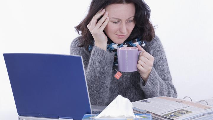 Борец за зелёную энергетику замёрзла в офисе. Немцы посоветовали: Поприседай