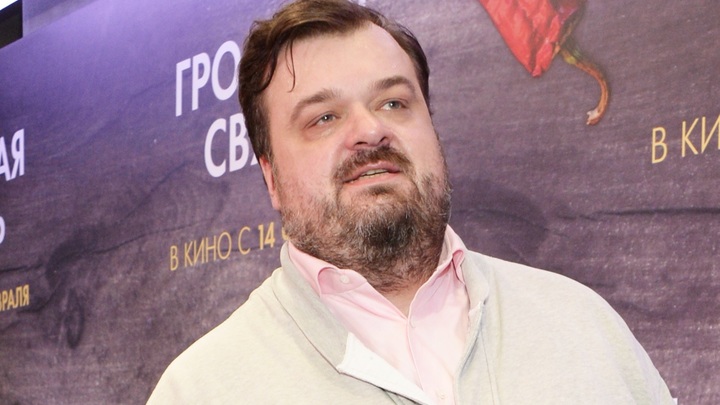 Футбольный комментатор Уткин попал в больницу