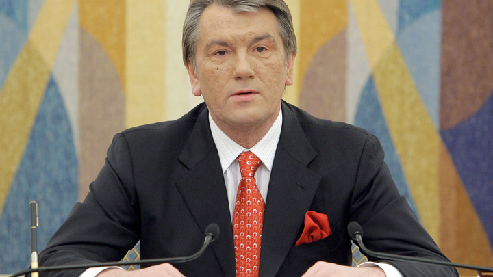 Ющенко посоветовал вернуть Крым и Донбасс методом самураев