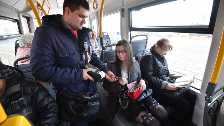 Проезд в автобусах, трамваях и троллейбусах подорожает с 1 января 2022
