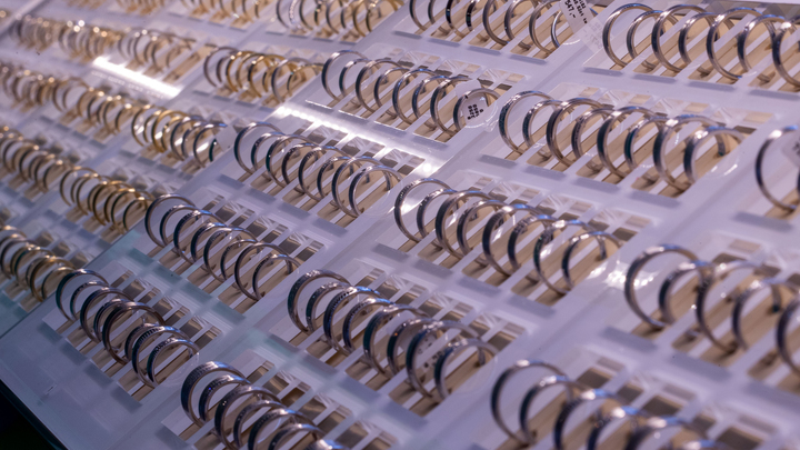 Богатые и неженатые: Составлен рейтинг самых завидных русских холостяков