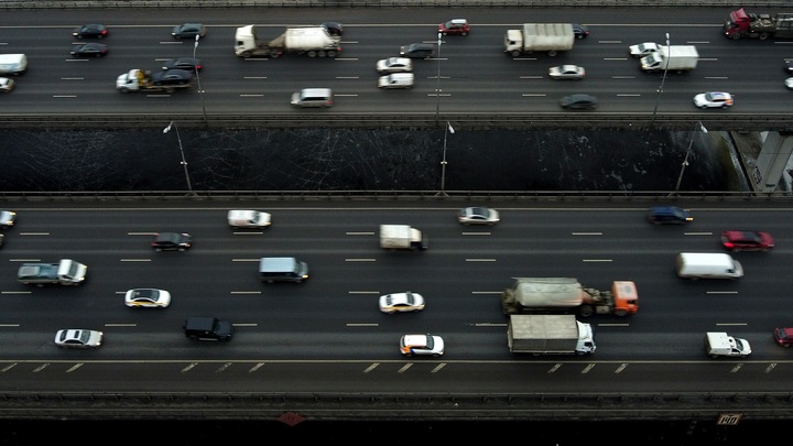 Километр по платной обойдётся в 8 рублей. Минтранс готов пересчитать тарифы для водителей