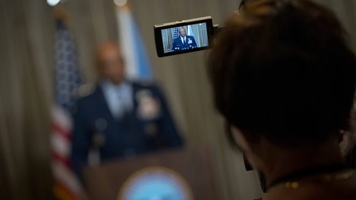 Британский экс-коммодор: Запад доказал свою дипломатическую несостоятельность