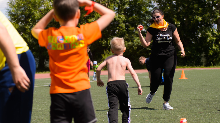 Минпросвещения России планирует учить школьников играть в лапту